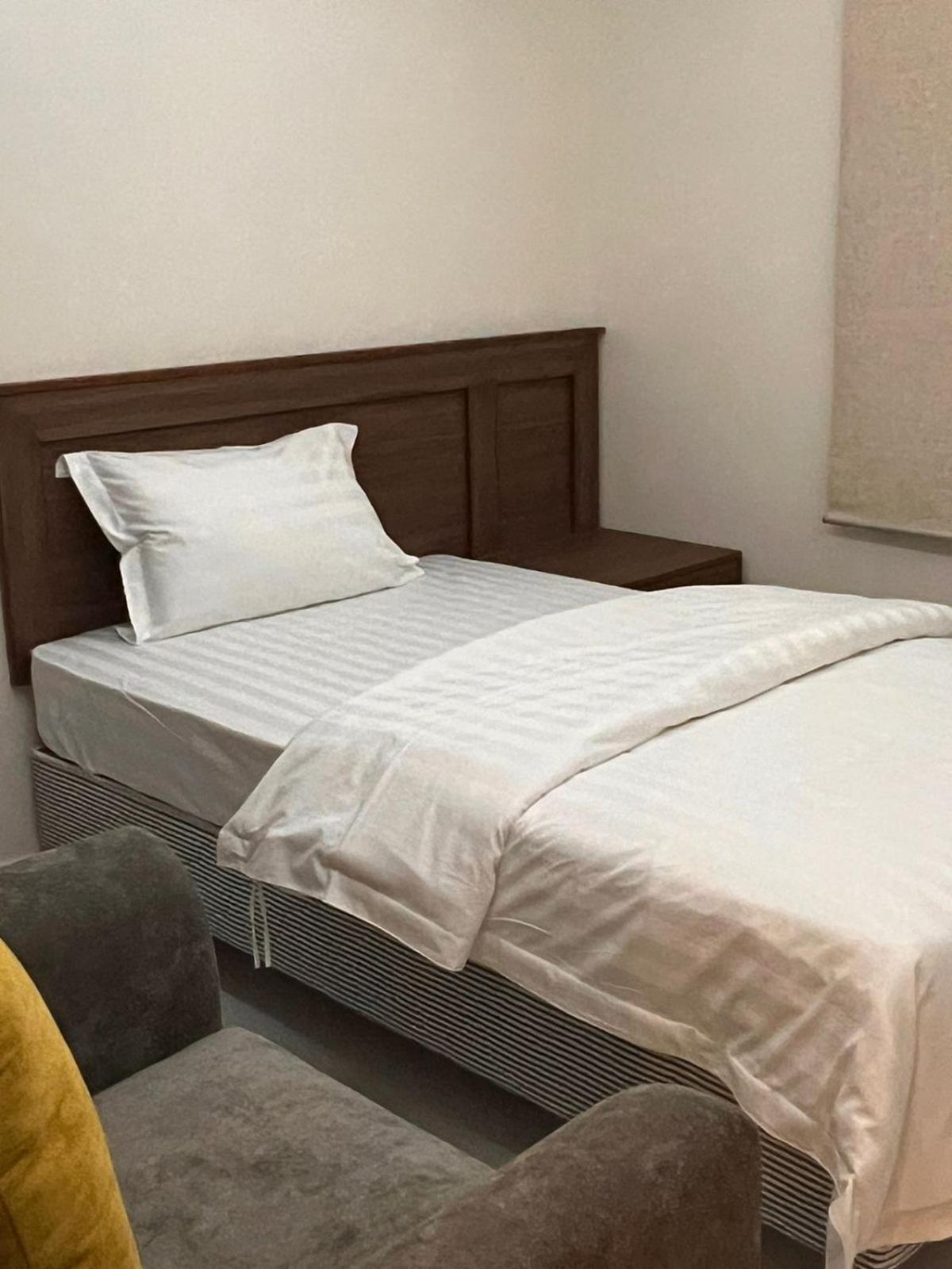 ريزا الفندقية Reeza Suites 알크호바르 외부 사진